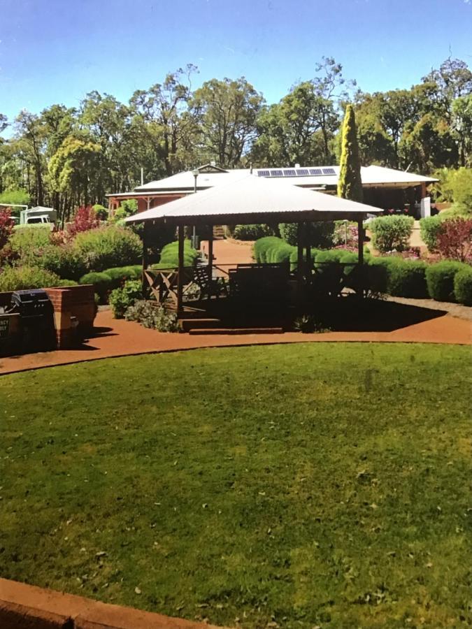Travellers Rest Motel Mundaring 外观 照片