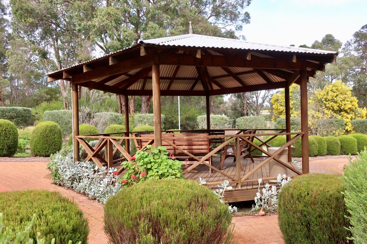 Travellers Rest Motel Mundaring 外观 照片