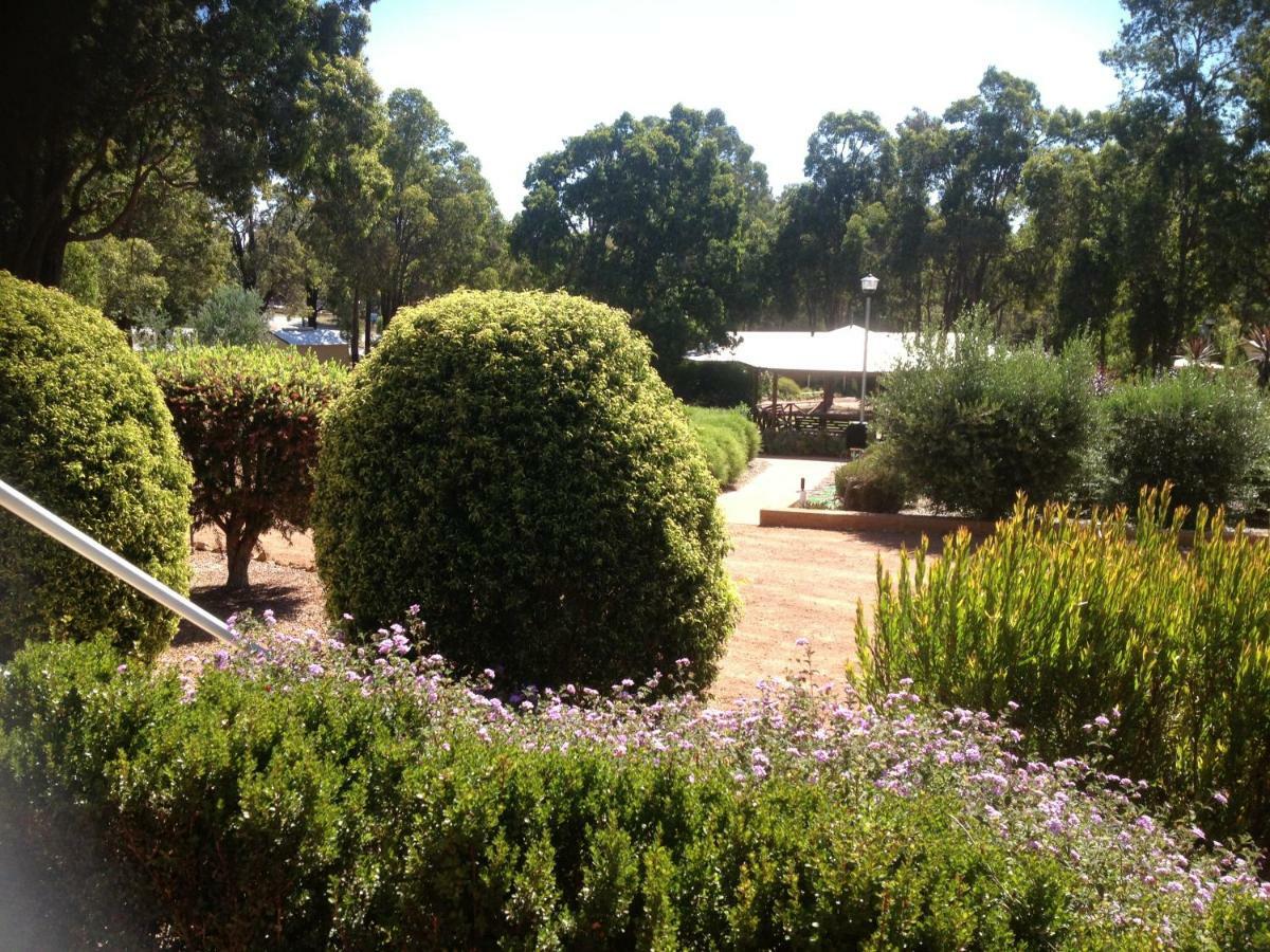 Travellers Rest Motel Mundaring 外观 照片